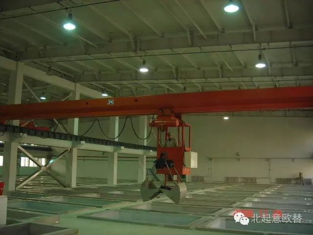 LDA型電動(dòng)單梁抓斗起重機(jī)